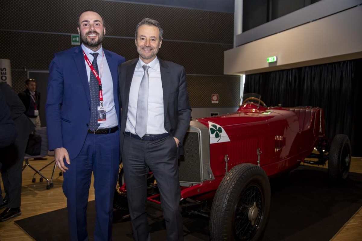 Da sinistra: Alessandro Grosso – Direttore Fleet & Business Sales di FCA EMEA e Nicola Piazza – Amministratore Delegato di Würth Italia Da sinistra: Alessandro Grosso – Direttore Fleet & Business Sales di FCA EMEA e Nicola Piazza – Amministratore Delegato di Würth Italia