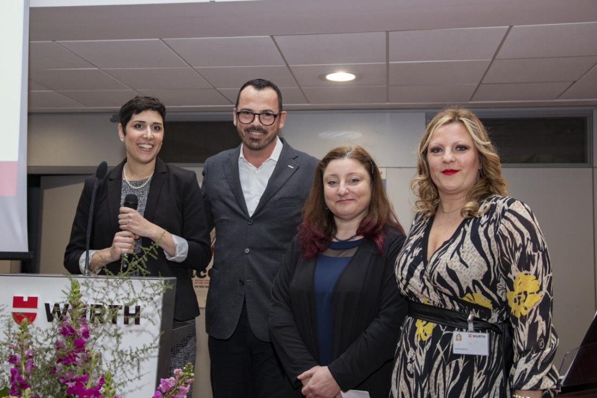Da sinistra: Valentina Spagnuolo (Art Forum Würth Capena), Norman Atz (Responsabile Comunicazione e Pubblicità Würth Srl), Marianna Benigni (Art Forum Würth Capena), Marzia Mosca (Art Forum Würth Capena) Da sinistra: Valentina Spagnuolo (Art Forum Würth Capena), Norman Atz (Responsabile Comunicazione e Pubblicità Würth Srl), Marianna Benigni (Art Forum Würth Capena), Marzia Mosca (Art Forum Würth Capena)