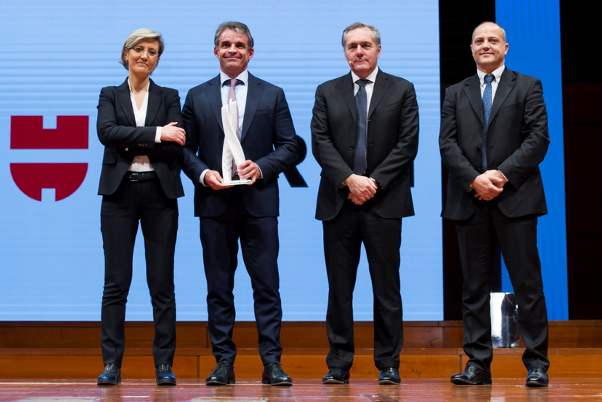 Prämierungsfoto bei der EMEA Annual Supplier Conference am 7. Dezember 2017 im Centro Congressi Lingotto in Turin, von links: Monica Genovese - Head of EMEA Purchasing Reiner Specht - Deputy Member of the Central Managing Board Würth Group Alfredo Altavilla - EMEA Chief Operating Officer Marco Manavello - Head of MOPAR Purchasing Prämierungsfoto bei der EMEA Annual Supplier Conference am 7. Dezember 2017 im Centro Congressi Lingotto in Turin, von links: Monica Genovese - Head of EMEA Purchasing Reiner Specht - Deputy Member of the Central Managing Board Würth Group Alfredo Altavilla - EMEA Chief Operating Officer Marco Manavello - Head of MOPAR Purchasing